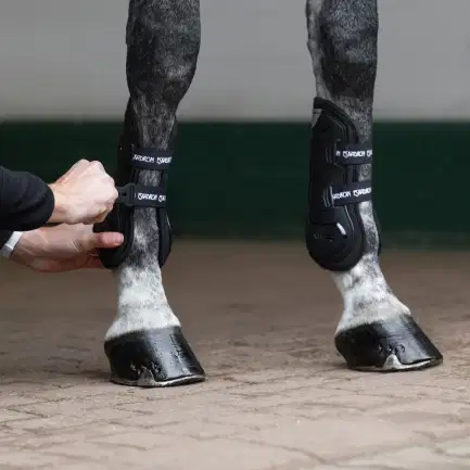 Eskadron AIR-FLEX Sport peesbeschermers voorbenen