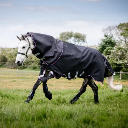 Horseware Rambo Supreme medium 1680D met Vari-Layer 250 gram