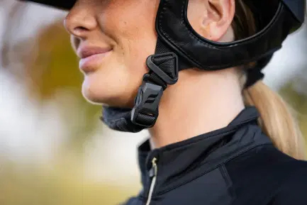 Back on Track rijhelm Caracas Mips