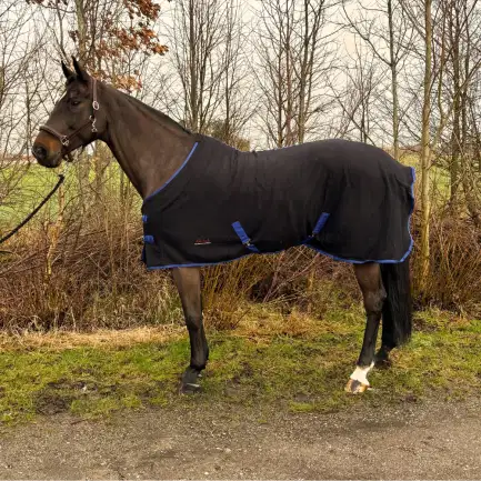 Fleecedeken met kruissingels